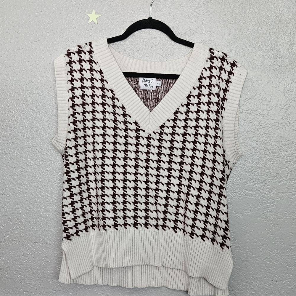 Princess Polly Brown and White Houndstooth Knit Vest